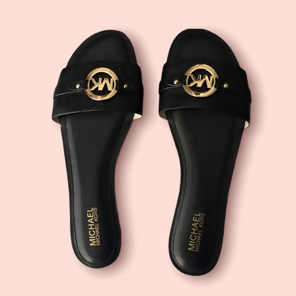 ‼️Sale‼️ Authentic Michael Kors Gold & Black Sandals